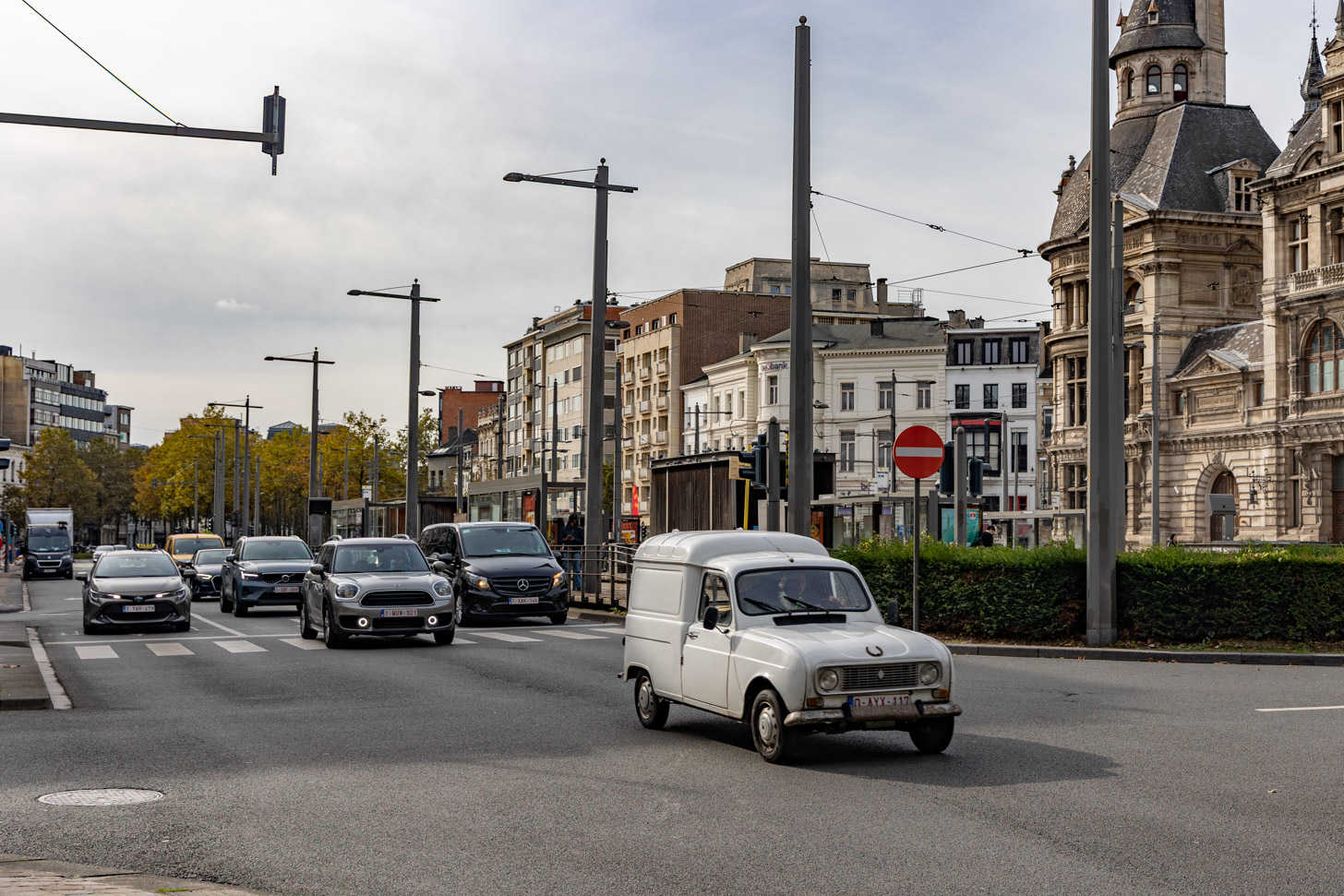 De Antwerpse kassei en de kunst van het zorgeloos verdwalen